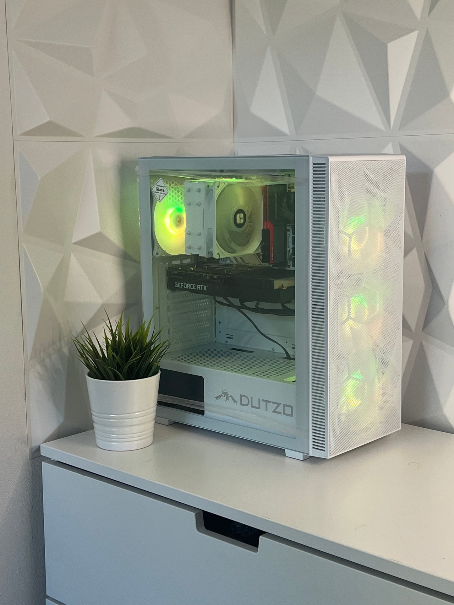 Gaming PC | RTX 3060 Ti | Ryzen 7 5800x | 16GB RAM | 500 GB SSD