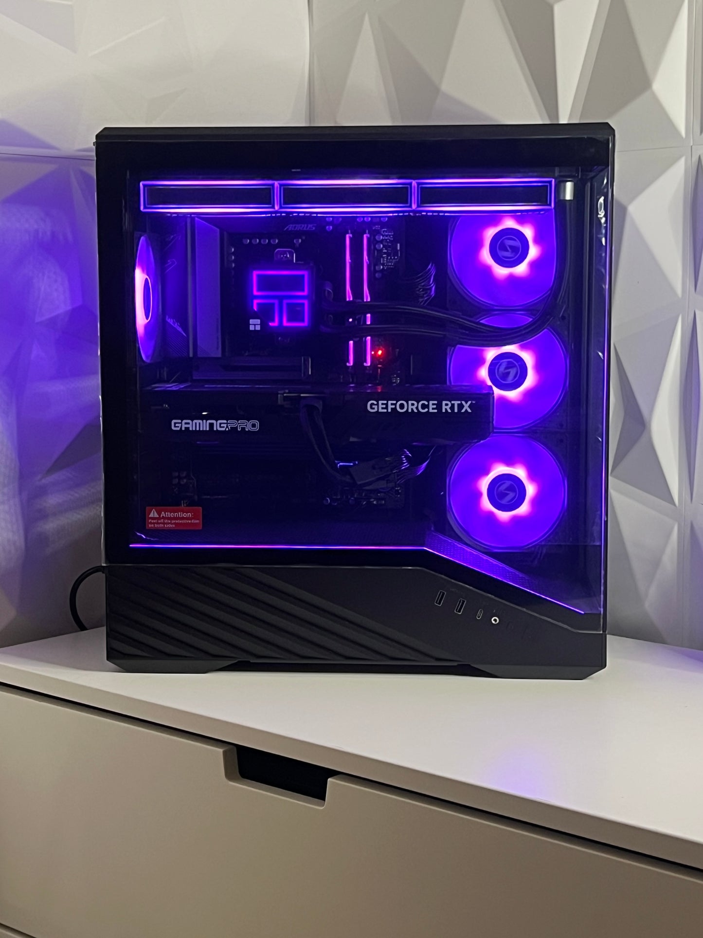 Gaming PC RTX 5070 Ti | Ryzen 5 7600x | 32GB DDR5 6000 | B650 Aorus Elite